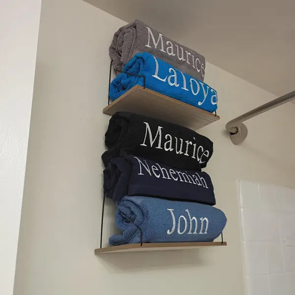 Personalized bath towel, embroidered towel, monogrammed bath towel, bathroom decor, towel with name